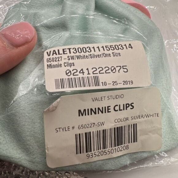 NWT Valet Studio Minnie Clips‎ Silver White glittery  glitter metallic main image 7